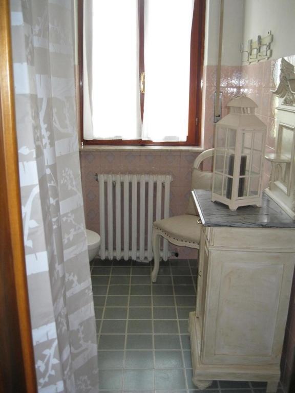 La Casa Dei Pini Bed & Breakfast Malnate Bagian luar foto