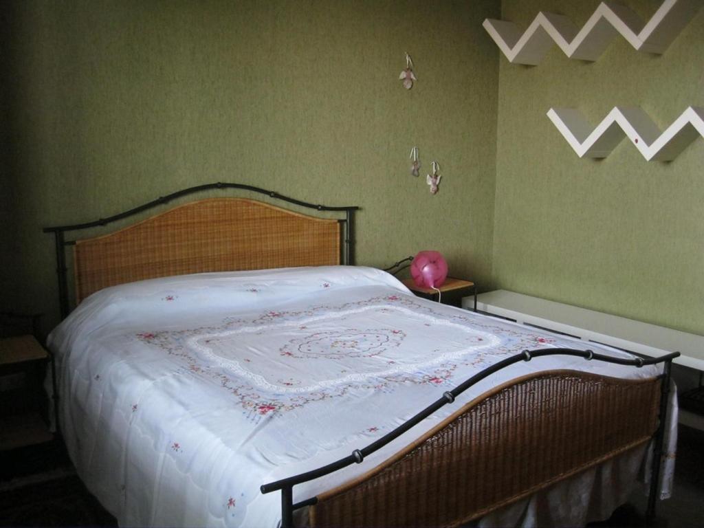 La Casa Dei Pini Bed & Breakfast Malnate Bagian luar foto